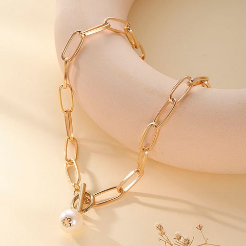 Fashion Pearl Drop Necklace